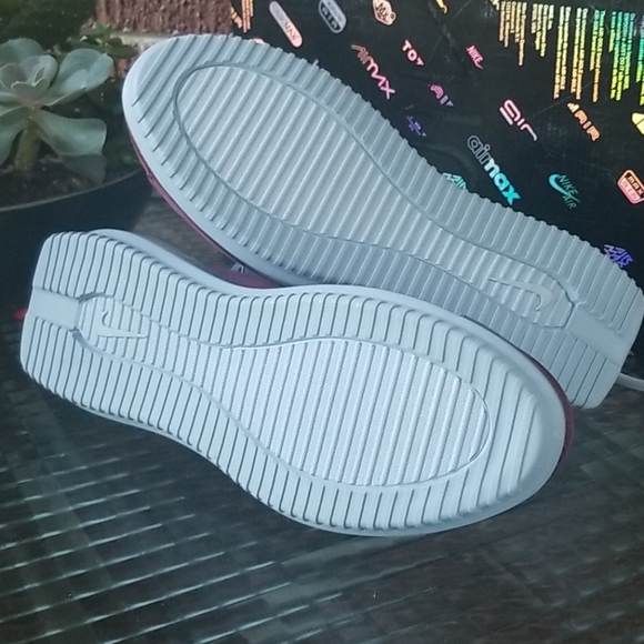 Nike Air Max FF 720 Athletic Shoes Night Maroon 8 - Picture 6 of 10